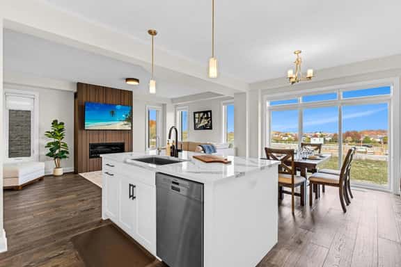 WAT - 254 Raspberry Drive · Upscale Getaway |Hiking Trails |St. - Image 1